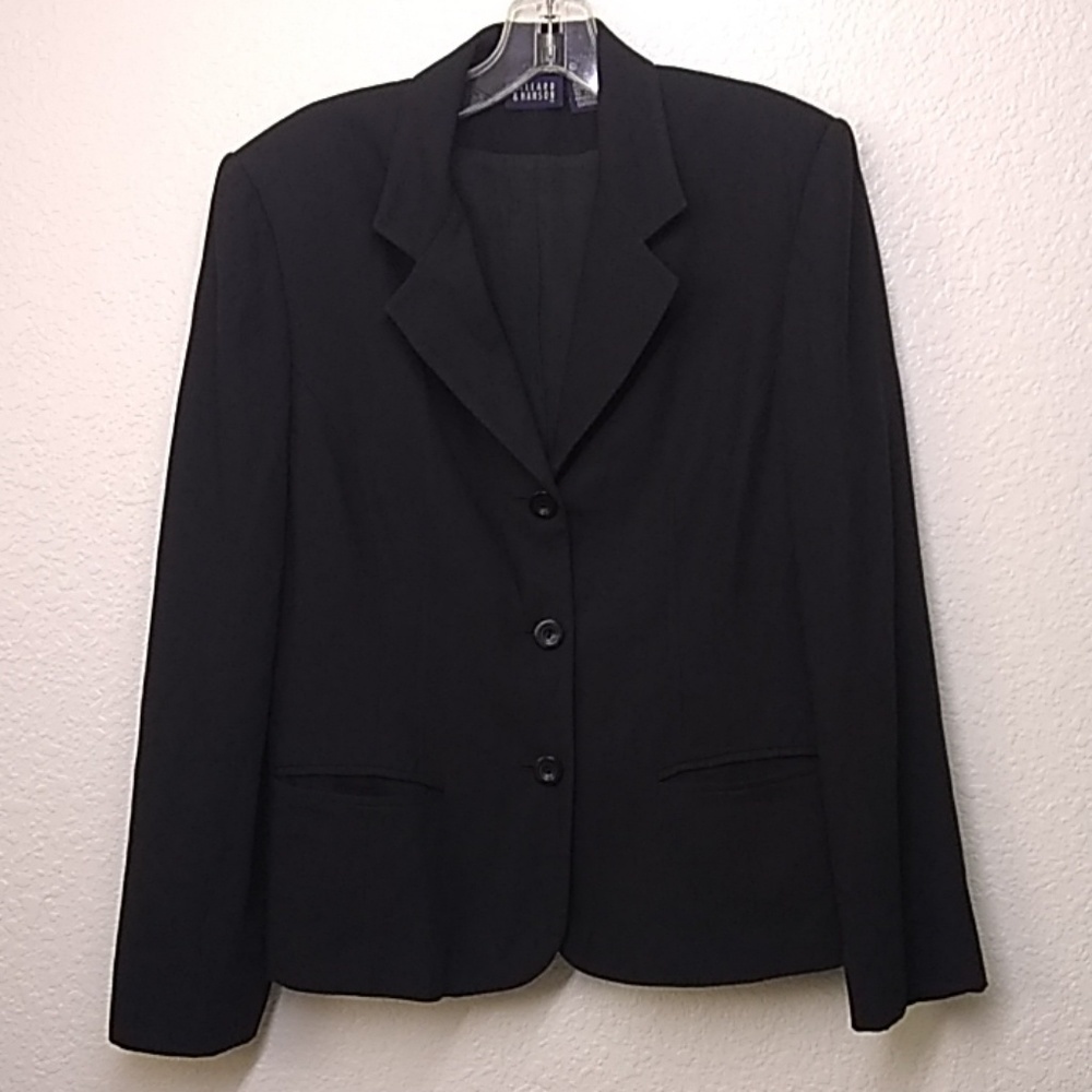 FINAL MARKDOWN Ladies' Hillard & Hanson Black Jacket (10)